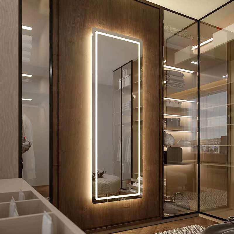 Specchi Decorativi Estetici da - Furniture Lighting & Decor Magazine recensione e prezzo