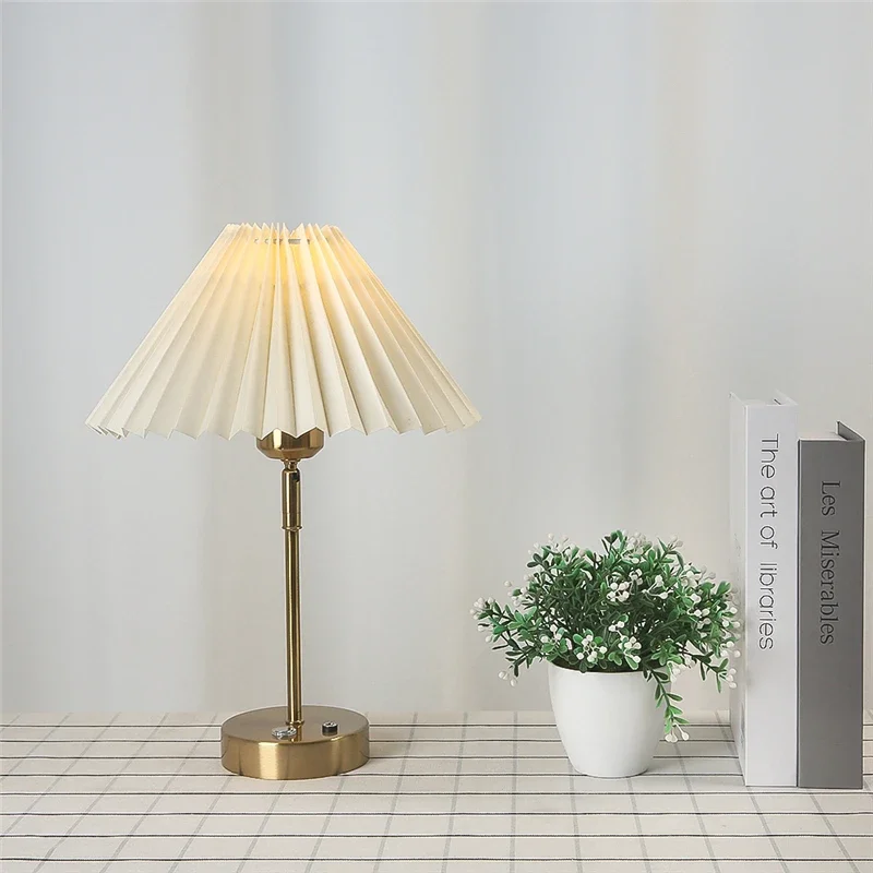 Moderne lampade da tavolo pieg - Lava Lamp Desktop recensione e prezzo
