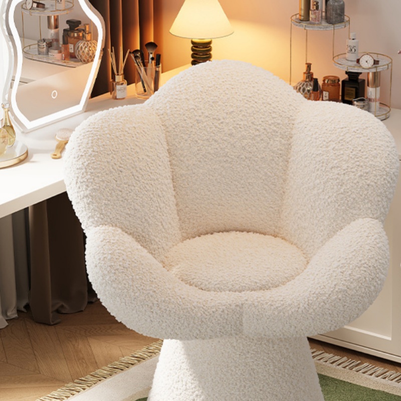 Sedia Girevole per Trucco, Nuo - Furniture Lighting & Decor Magazine recensione e prezzo